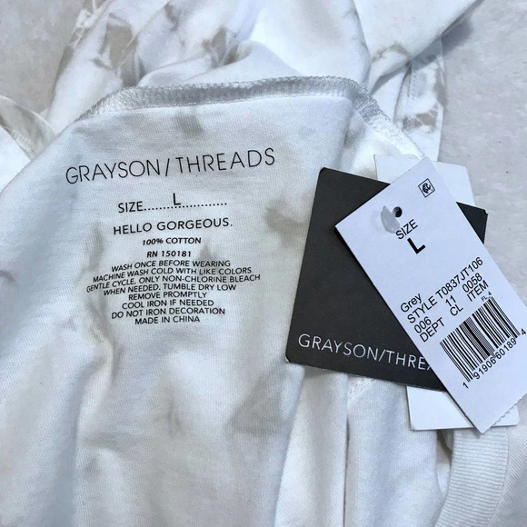 Grayson Threads NWT Short Sleeves Graphic Shirt Women Various - Picture 7 of 7